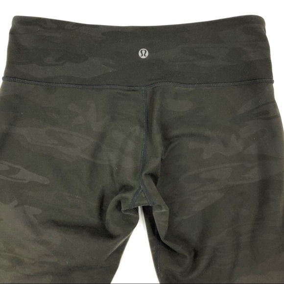 Lululemon Savasana Camo Capri Legging - Picture 4 of 4